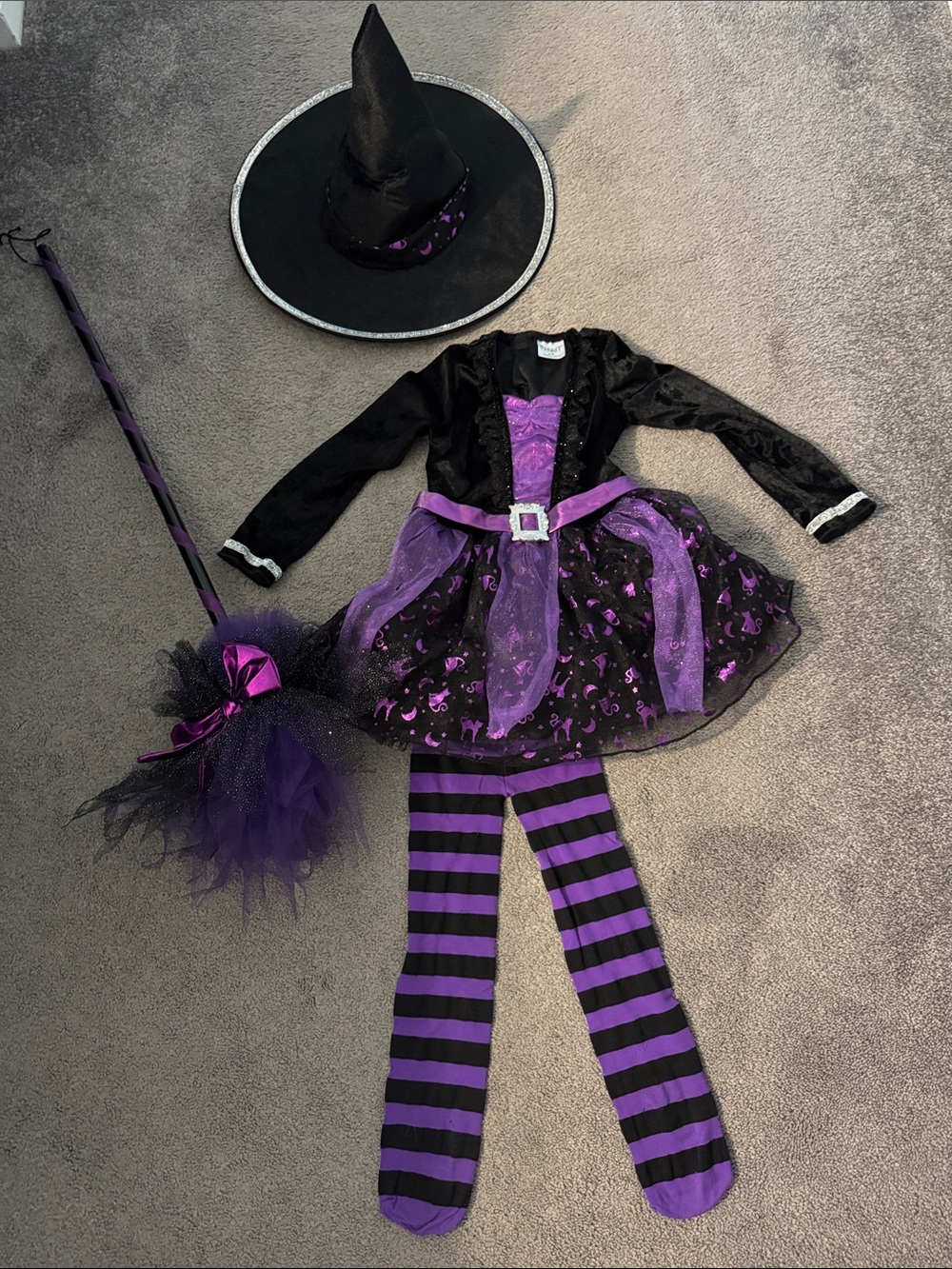 Fancy Witch Costume size 3T-4T with Hat and Broom